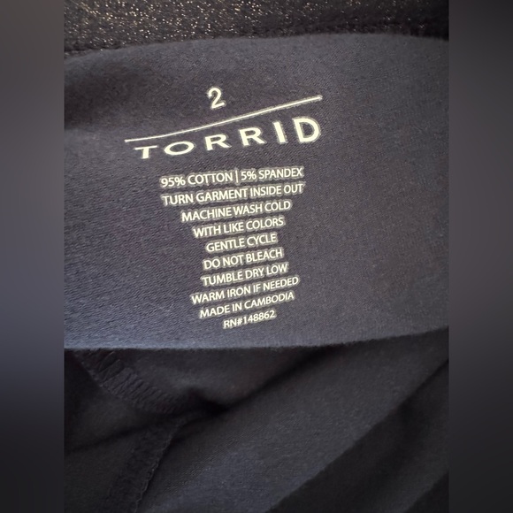 Torrid Cropped Metallic Stretch Leggings Blue Size 2 (2x) - Picture 4 of 8
